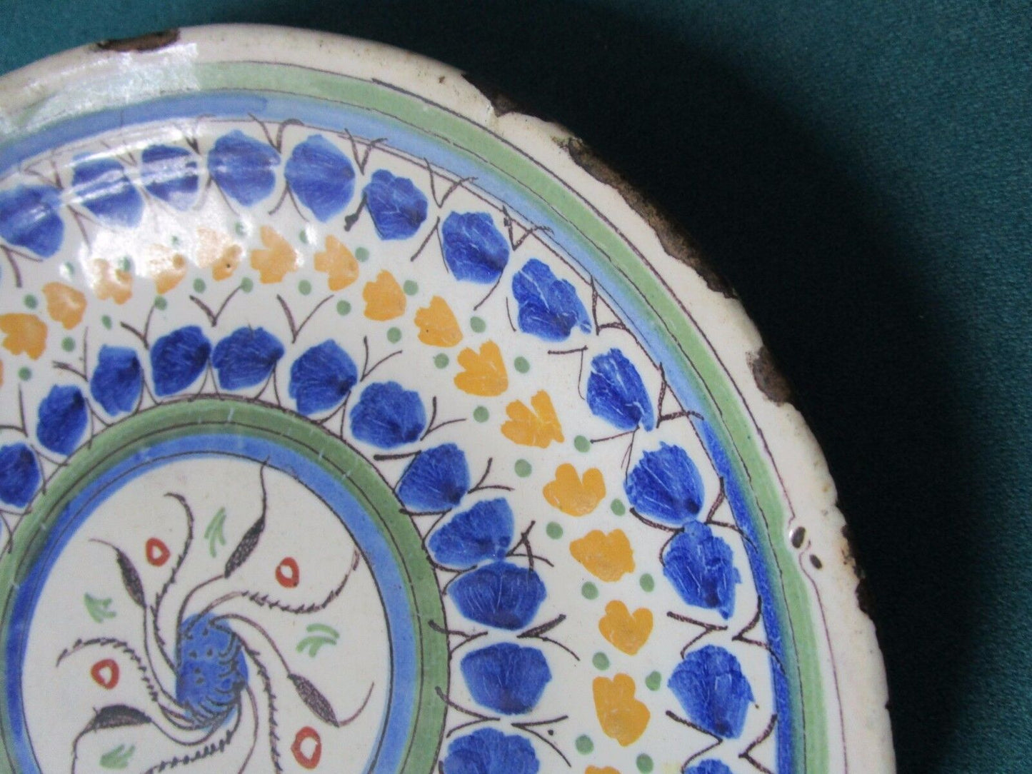 ANTIQUE  PERSIAN PLATTER 9"  ^^