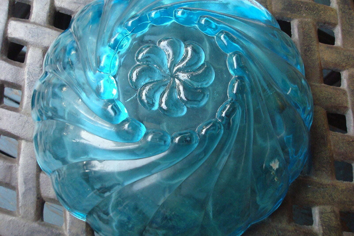 Vintage Blue Glass Berry Salad Serving Bowl Scallop Swirl Design RARE