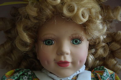 1980s Victorian Garden beautiful doll named Cindy Lou, 16" tall[a*4]