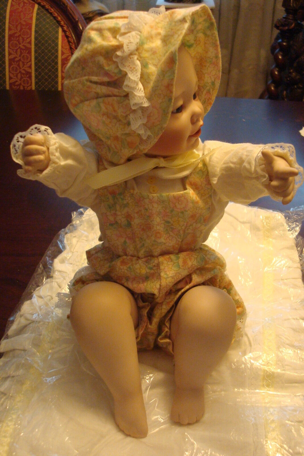 Vintage Ashton-Drake Galleries Porcelain Bisque 6 1/2" Doll Lisa , new ORIGINAL