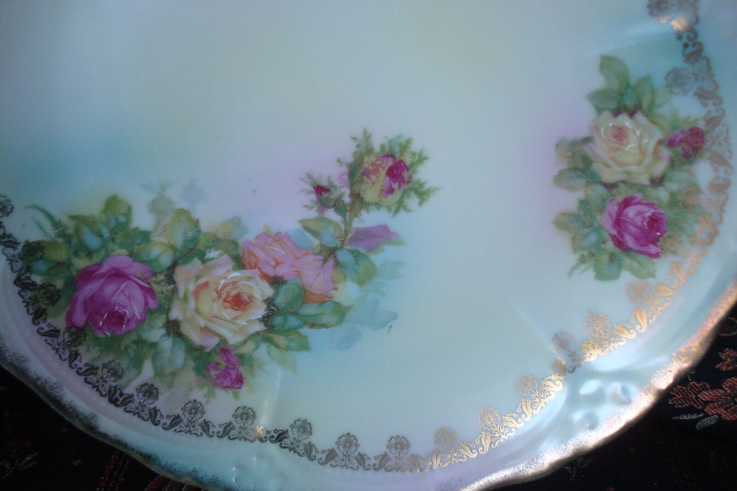 Unmarked German transfer roses and gold garlands plate, 9[#59]