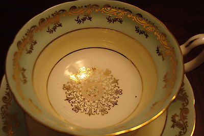 Grosvenor Made In England Cup And Saucer, Light Green And Gold Orig [170f]