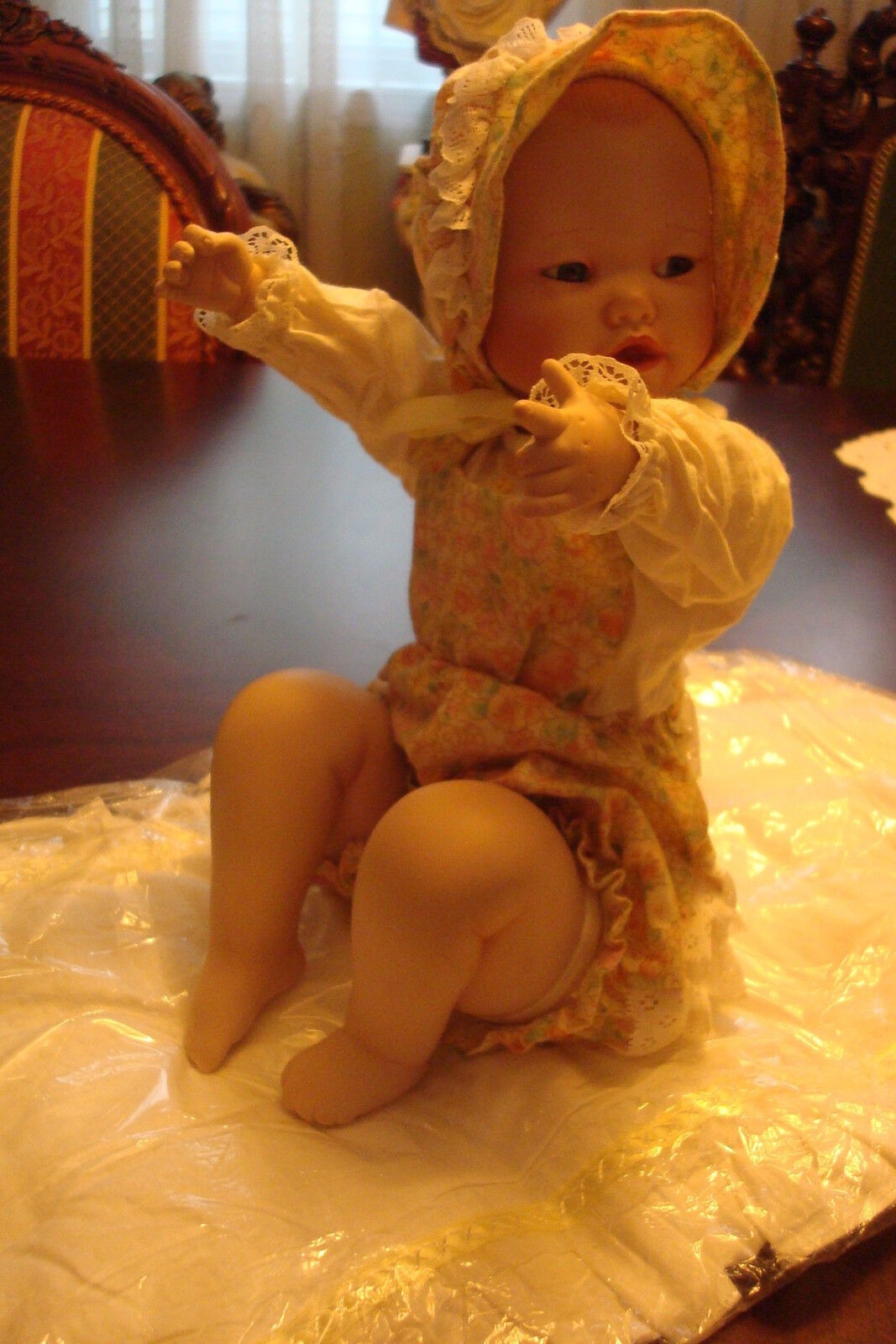 Vintage Ashton-Drake Galleries Porcelain Bisque 6 1/2" Doll Lisa , new ORIGINAL