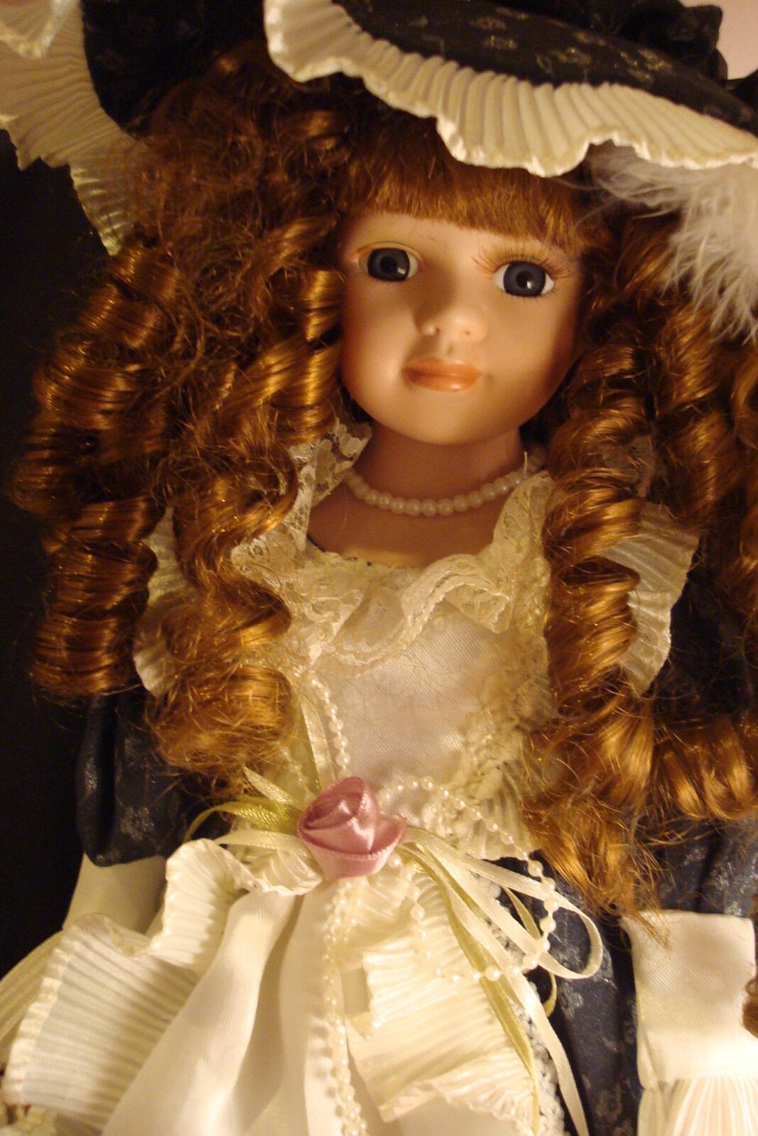 Victorian doll blue dress, 17" bag and a lot of pearls [a*4]