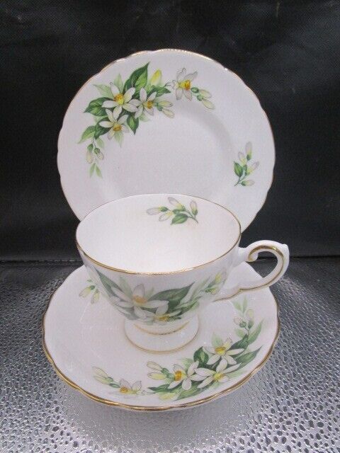 Tuscan Bridal Flowers England Trio cup saucer and plate [84]